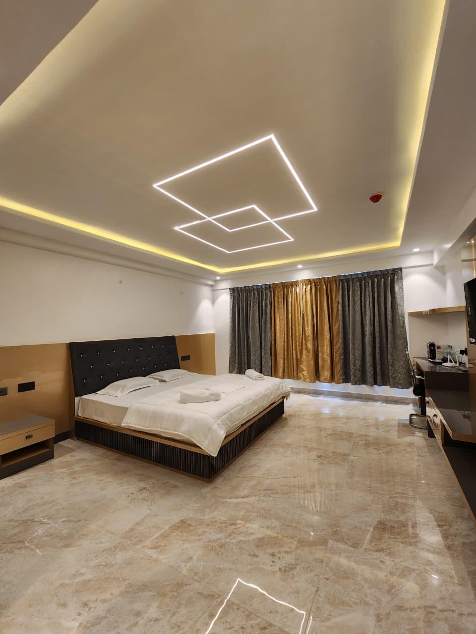 Standard Room at Sekaran Residency, Perumbakkam